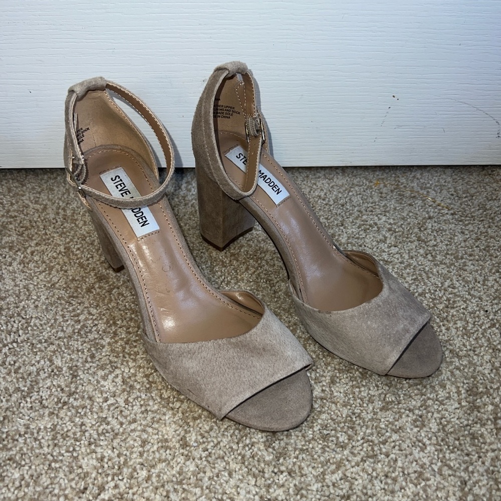 STEVE MADDEN nude pumps